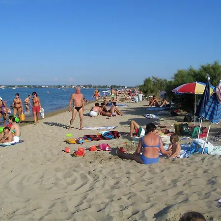 House With A Parking Space Nin, Zadar - 18143 بيت للعطل *