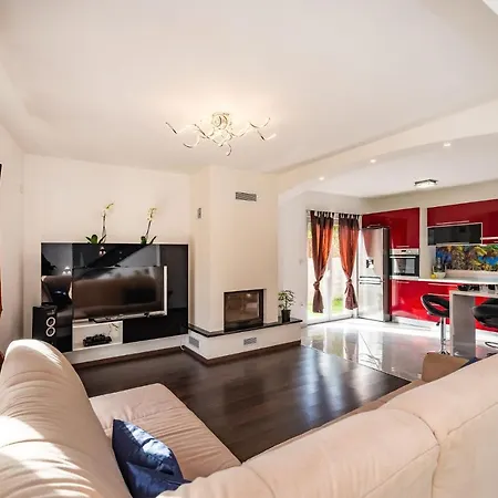 Semesterbostad House With A Parking Space Nin, Zadar - 18143 *