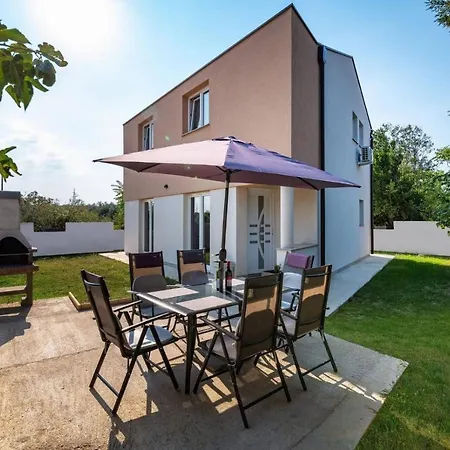 House With A Parking Space Nin, Zadar - 18143 Holiday home Nin