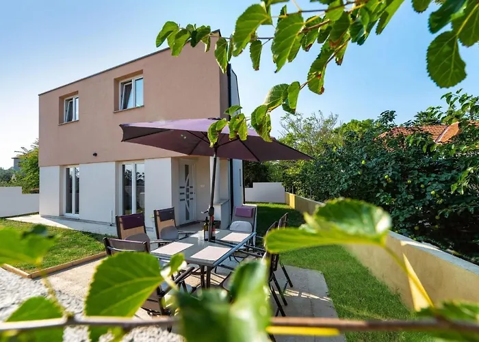 House With A Parking Space Nin, Zadar - 18143 Vikendica